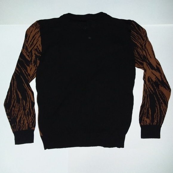 2/$10 Chewbacca Sweater - Picture 7 of 7